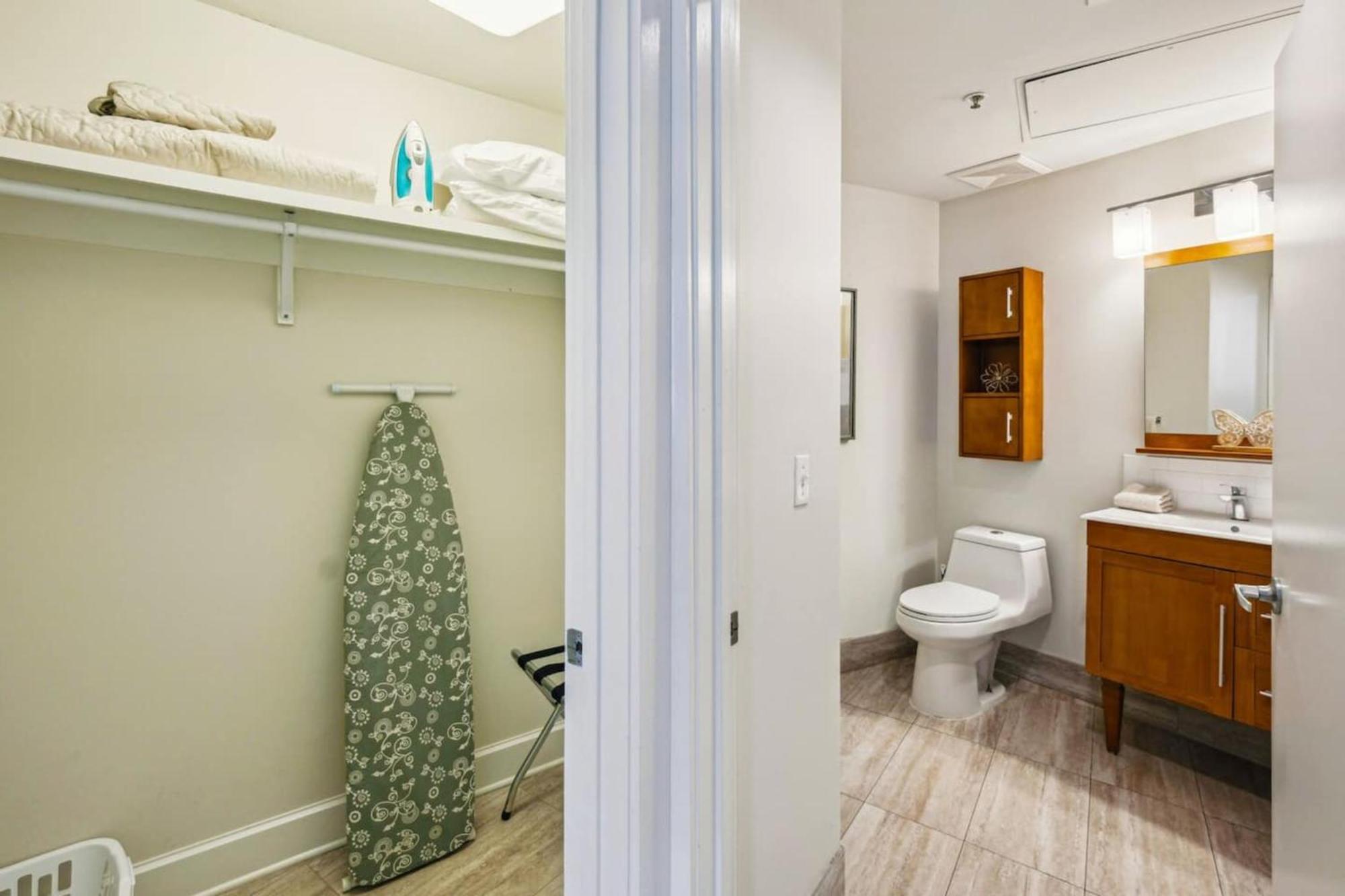 Delightful Downtown Modern Apartment New Orleans