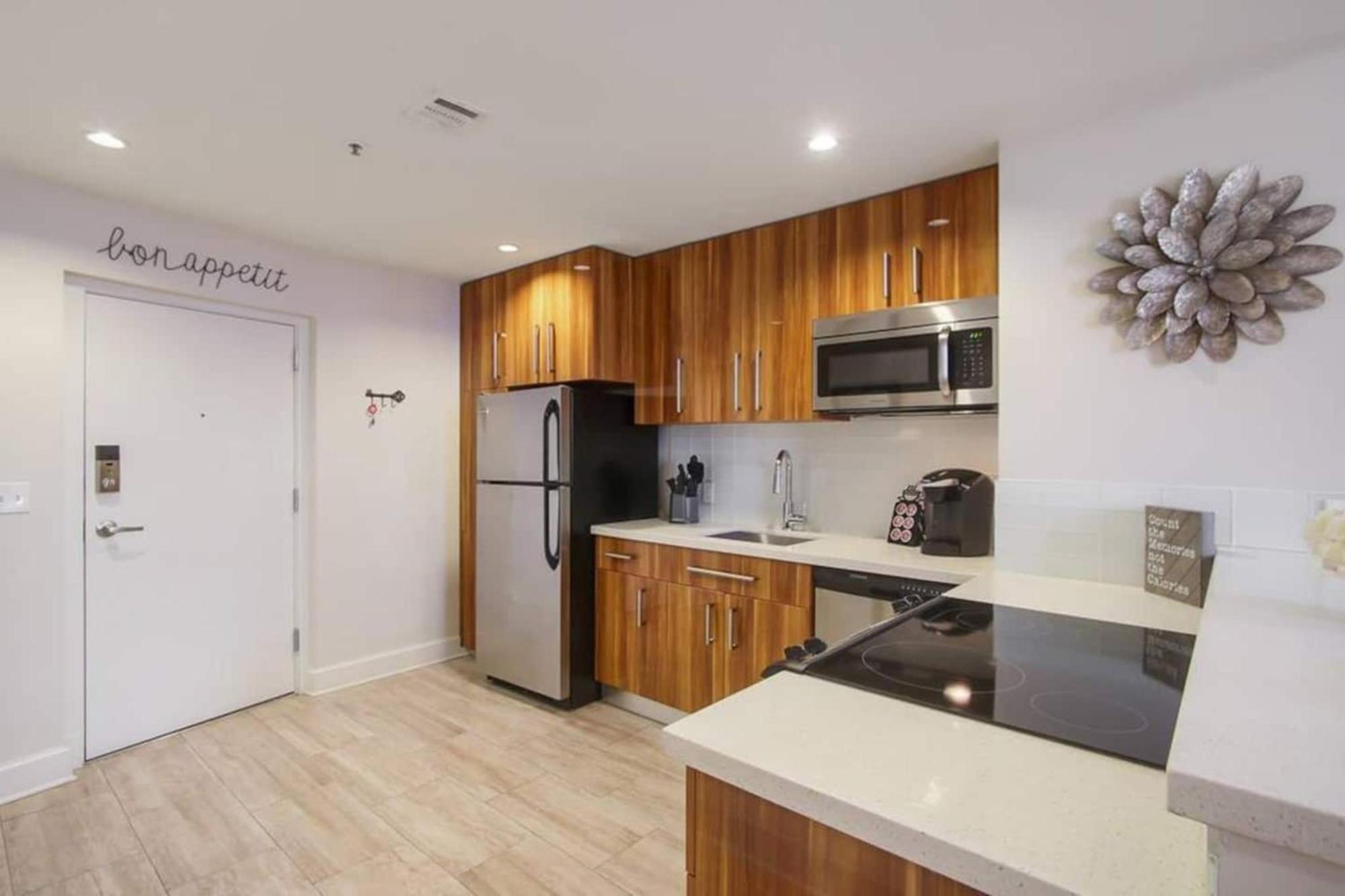 Delightful Downtown Modern Apartment New Orleans